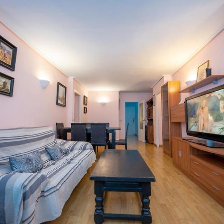 Beautiful Parque Loix 4 Bedroom Apartment Shared Pool, Tennis Court Benidorm Exterior photo